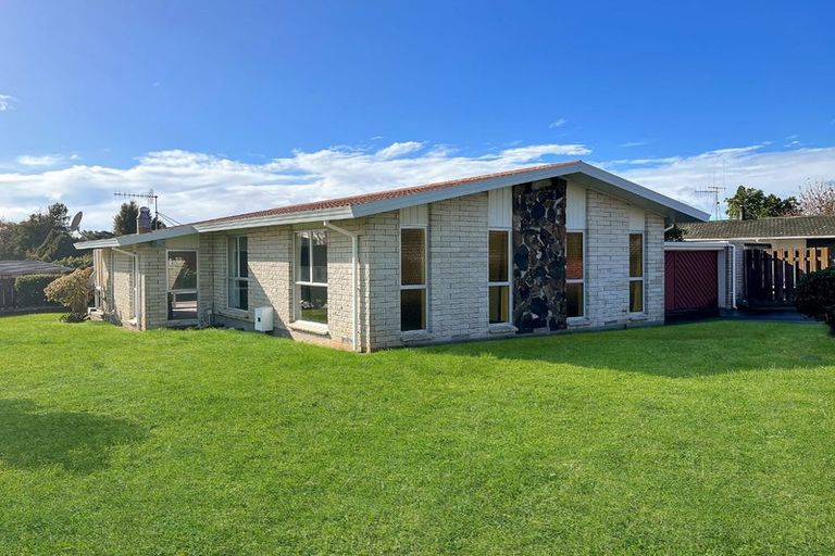 Photo of property in 1 Kylemore Place, Te Puke, 3119