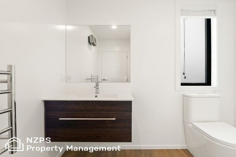 Photo of property in 67b Royal Crescent, Saint Kilda, Dunedin, 9012