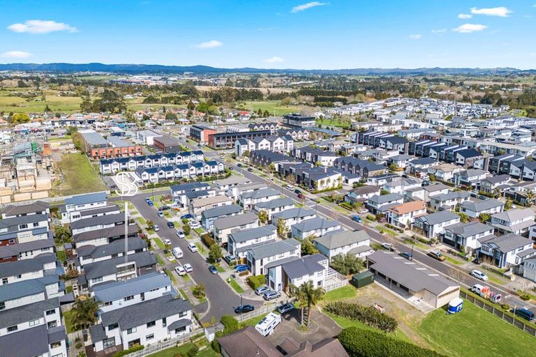 Photo of property in 13 Bomber Lane, Whenuapai, Auckland, 0618
