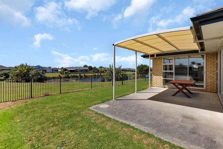 Photo of property in 12 Sando Way, One Tree Point, 0118