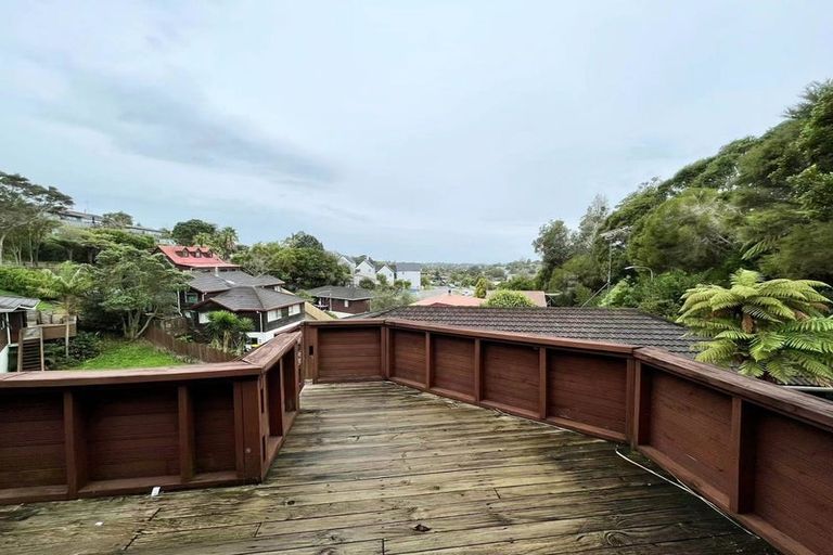 Photo of property in 2/36 Greenvalley Rise, Glenfield, Auckland, 0629