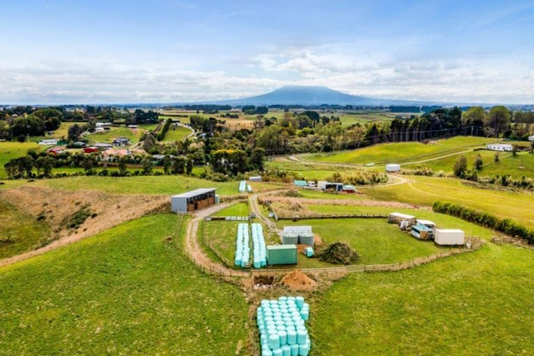 Photo of property in 244 Turuturu Road, Hawera, 4674
