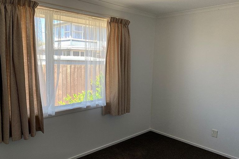 Photo of property in 162a Springs Road, Hornby, Christchurch, 8042
