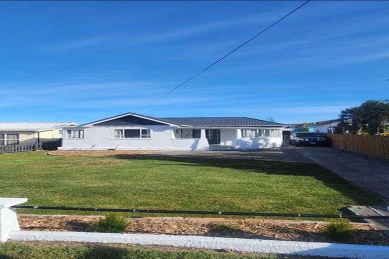 Photo of property in 50 Seabury Avenue, Foxton Beach, Foxton, 4815