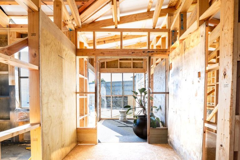 Photo of property in 5 Monarch Drive, Robinsons Bay, Akaroa, 7581