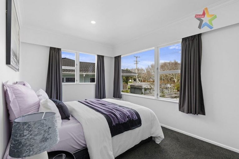 Photo of property in 162 Queen Street West, Levin, 5510