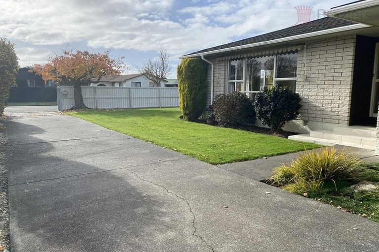 Photo of property in 19 Greenock Street, Redwood, Christchurch, 8051