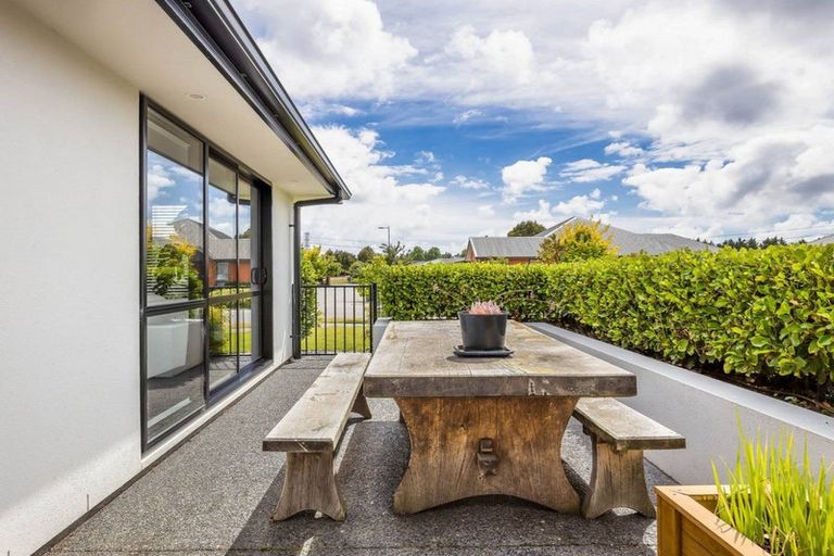 Photo of property in 38 Hinterland Drive, Prebbleton, 7604