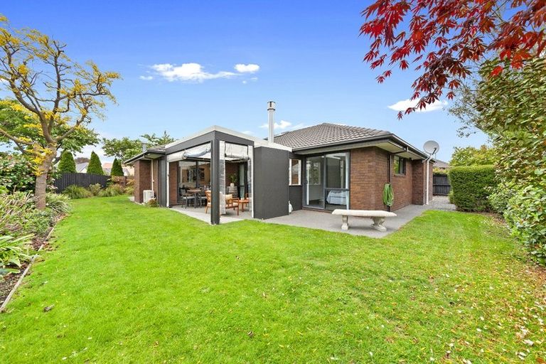 Photo of property in 9 Wedmore Close, Burwood, Christchurch, 8083