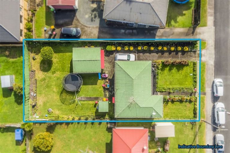 Photo of property in 70 Cargill Street, Papakura, 2110