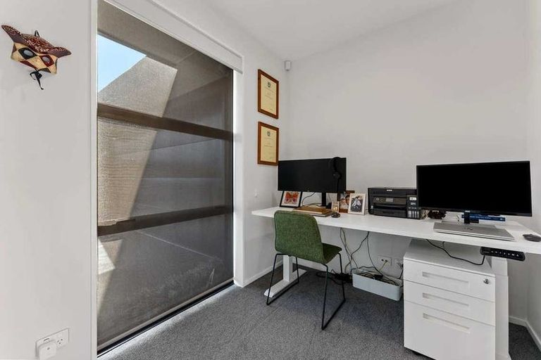 Photo of property in 82 Hayfield Way, Karaka, Papakura, 2113