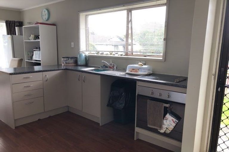 Photo of property in 1 Pike Place, Mangere East, Auckland, 2024
