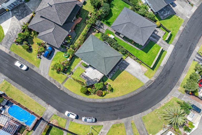Photo of property in 2/38 Albatross Road, Red Beach, 0932