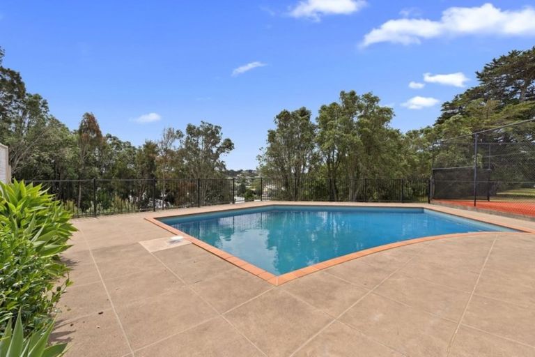 Photo of property in 7/270 Sunset Road, Windsor Park, Auckland, 0632