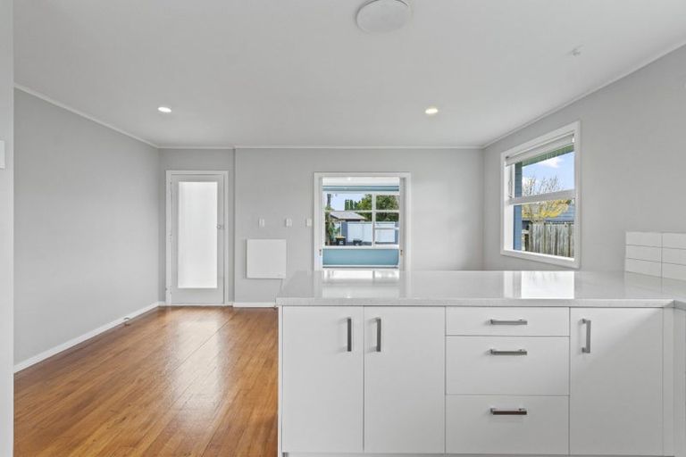 Photo of property in 98 Arnold Street, Leamington, Cambridge, 3432