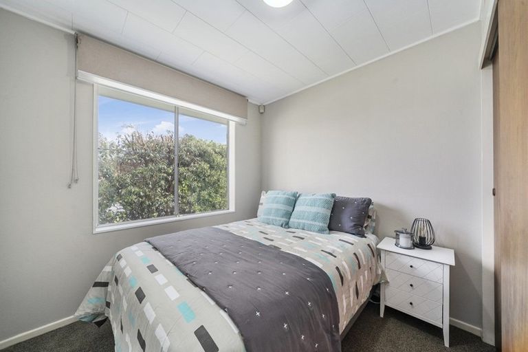 Photo of property in 14b Richard Street, Titahi Bay, Porirua, 5022
