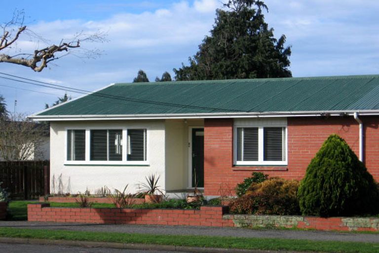 Photo of property in 2 Totara Street, Lansdowne, Masterton, 5810