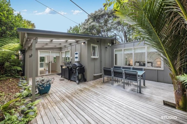 Photo of property in 171 Konini Road, Titirangi, Auckland, 0604