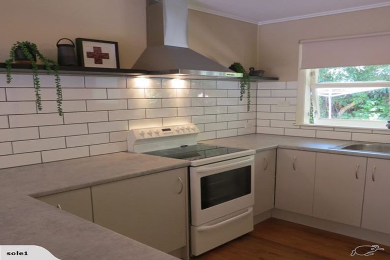 Photo of property in 5f2 Wilmshurst Place, Tawa, Wellington, 5028