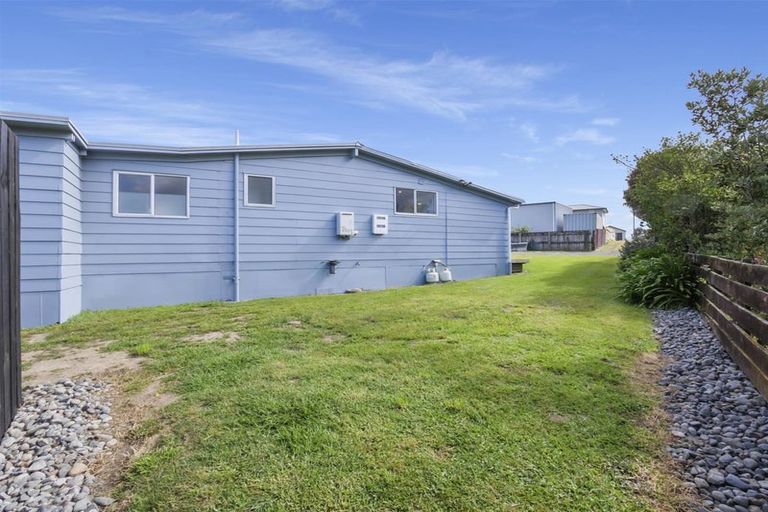 Photo of property in 450 Pukehina Parade, Pukehina, Te Puke, 3189