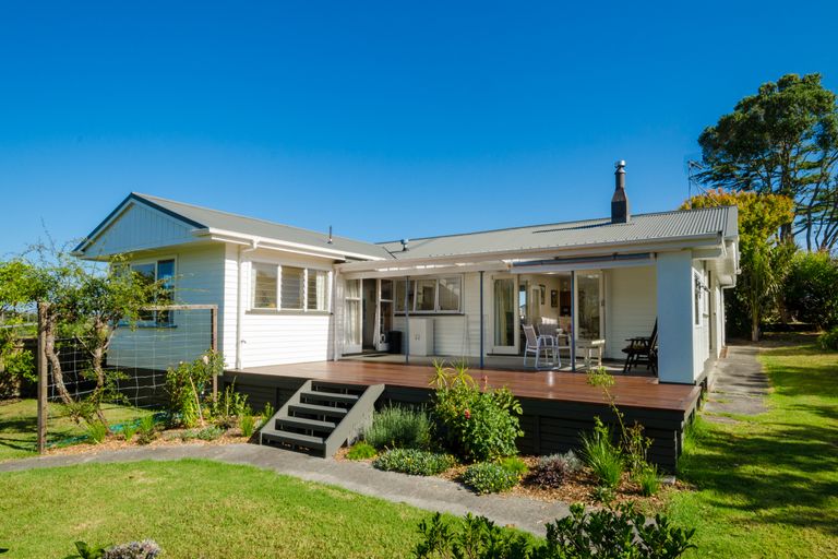 Photo of property in 44 Puriri Road, Whenuapai, Auckland, 0618