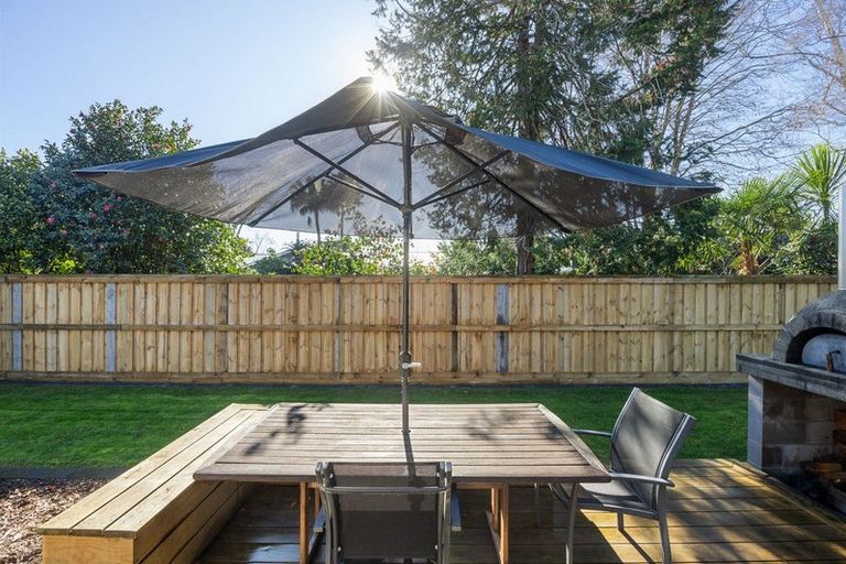 Photo of property in 28c Hamilton Road, Cambridge, 3434