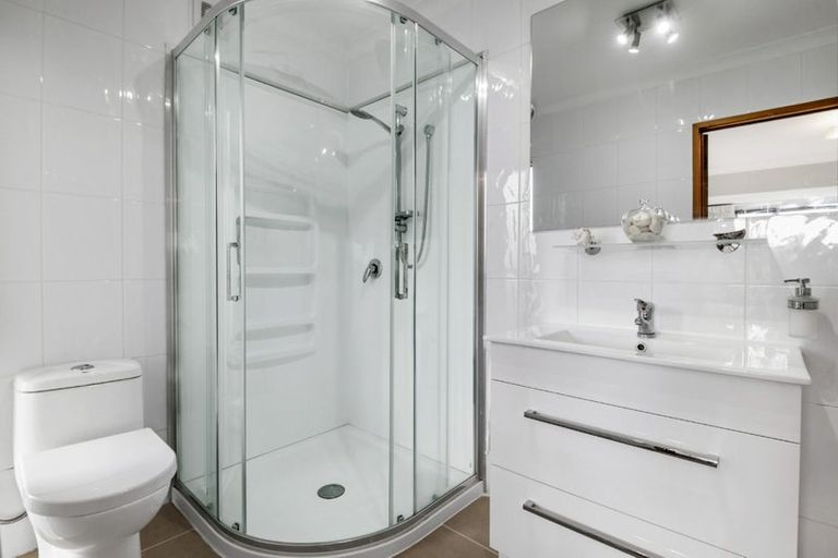 Photo of property in 5 Penzance Road, Mairangi Bay, Auckland, 0630