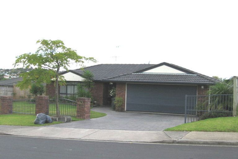 Photo of property in 9 Jadewynn Drive, Massey, Auckland, 0614