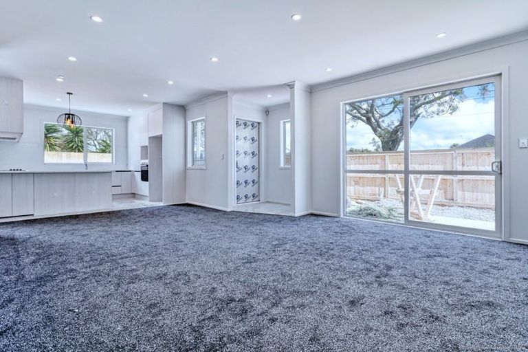 Photo of property in 102c Gloucester Road, Manurewa, Auckland, 2102