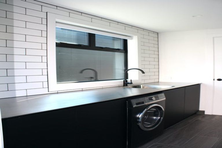 Photo of property in 212 Peterborough Street, Christchurch Central, Christchurch, 8013
