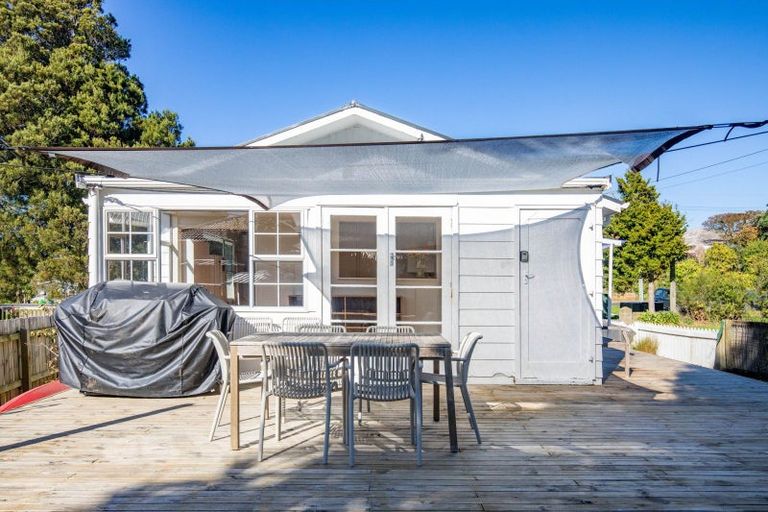 Photo of property in 42b Wallis Street, Raglan, 3225