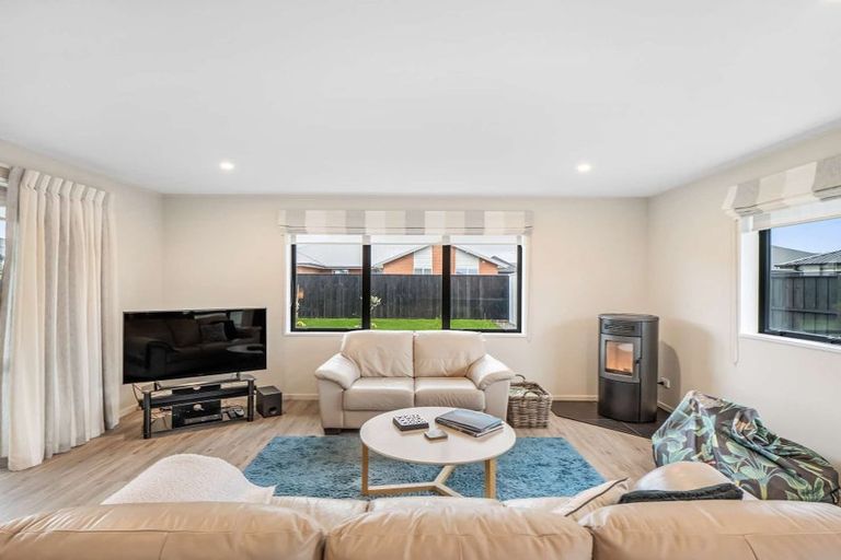 Photo of property in 4 Greenwood Place, Amberley, 7410