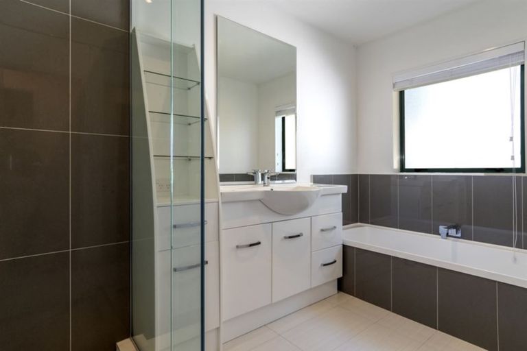 Photo of property in 19 Highgrove Place, Bethlehem, Tauranga, 3110