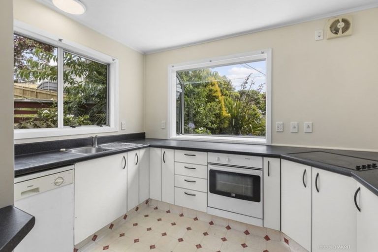 Photo of property in 2b Radnall Way, Johnsonville, Wellington, 6037