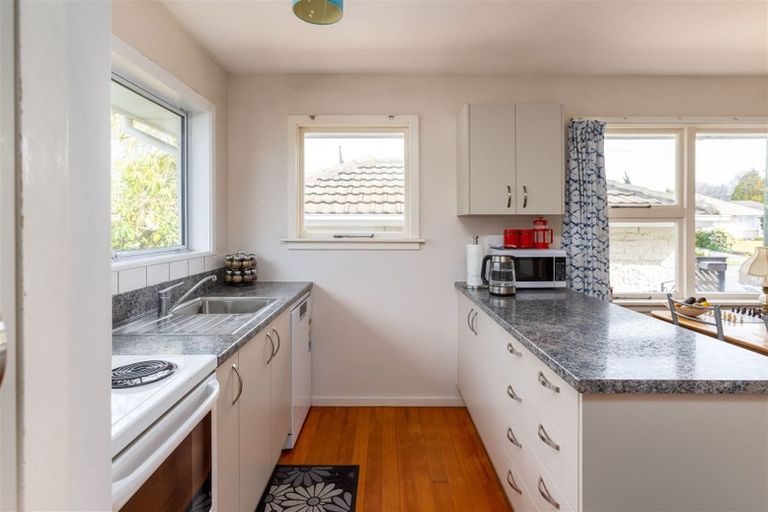 Photo of property in 26 Staveley Street, Avonhead, Christchurch, 8042