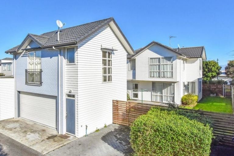 Photo of property in 23 Mcginty Street, Takanini, 2112