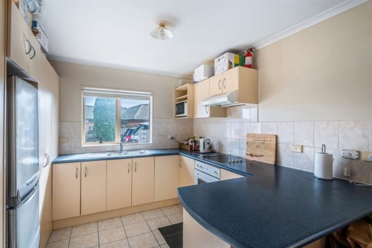 Photo of property in 15 Saybrook Place, Mangere, Auckland, 2022