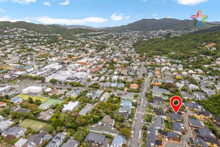 Photo of property in 8 Futuna Close, Karori, Wellington, 6012
