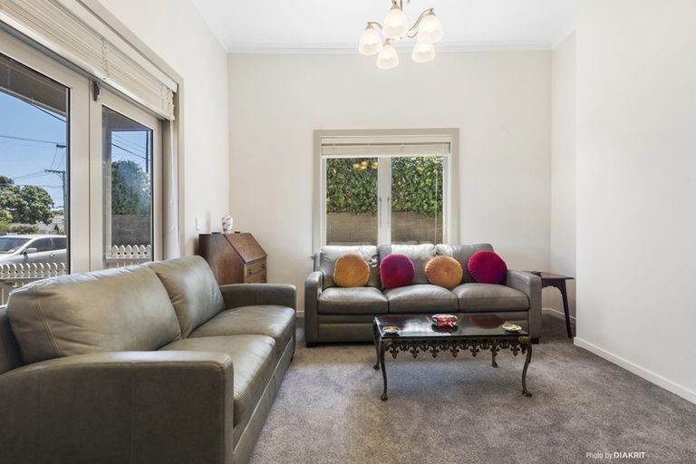 Photo of property in 21 Monro Street, Seatoun, Wellington, 6022