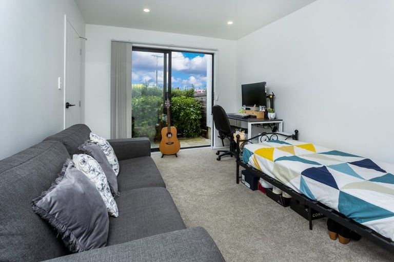 Photo of property in 100a Target Road, Wairau Valley, Auckland, 0629