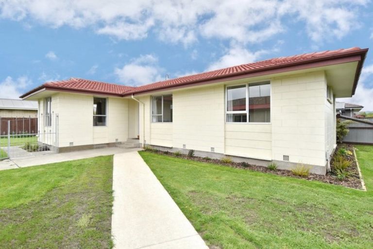 Photo of property in 42 Trevor Street, Hornby, Christchurch, 8042