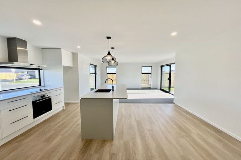 Photo of property in 19 Nirmal Way, Rolleston, 7614