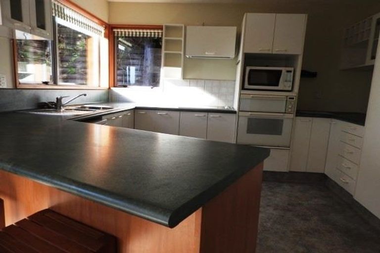 Photo of property in 3b Cambrian Close, Westmorland, Christchurch, 8025