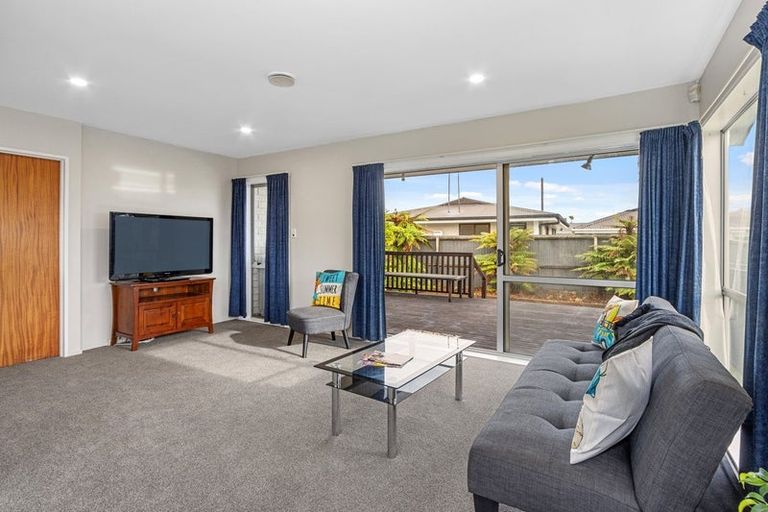 Photo of property in 7 Stacey Place, Woolston, Christchurch, 8062