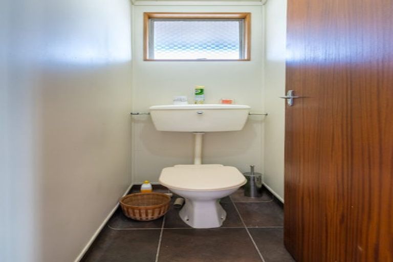 Photo of property in 67 Easther Crescent, Kew, Dunedin, 9012