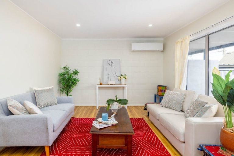 Photo of property in 2/345 Cashel Street, Linwood, Christchurch, 8011