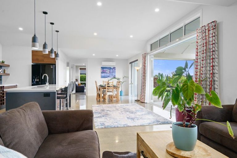 Photo of property in 13 Alan Livingston Drive, Cambridge, 3434