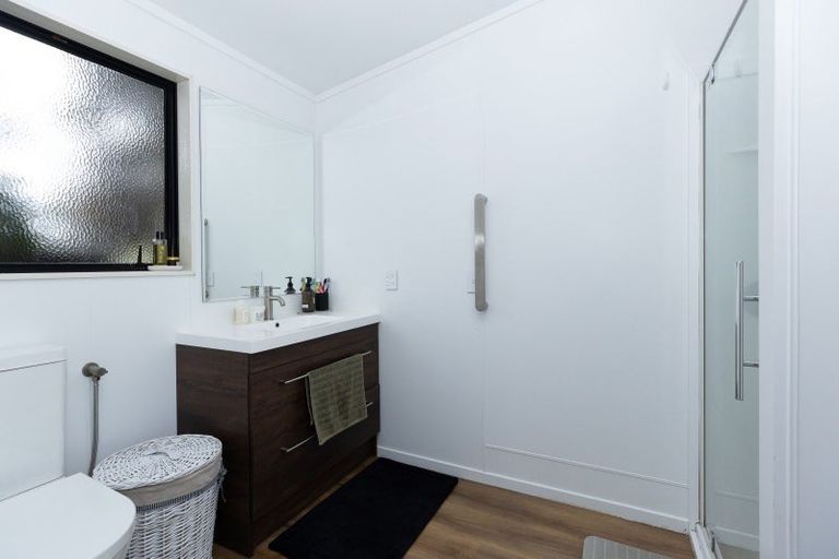 Photo of property in 18 Pataua Road North, Whareora, Whangarei, 0175