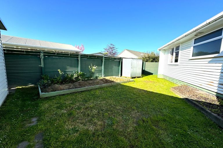 Photo of property in 3 Kupe Place, Highbury, Palmerston North, 4412