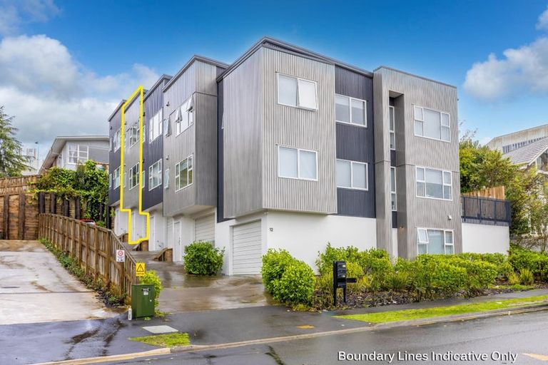 Photo of property in 12u4 Scotland Place, Hillcrest, Hamilton, 3216